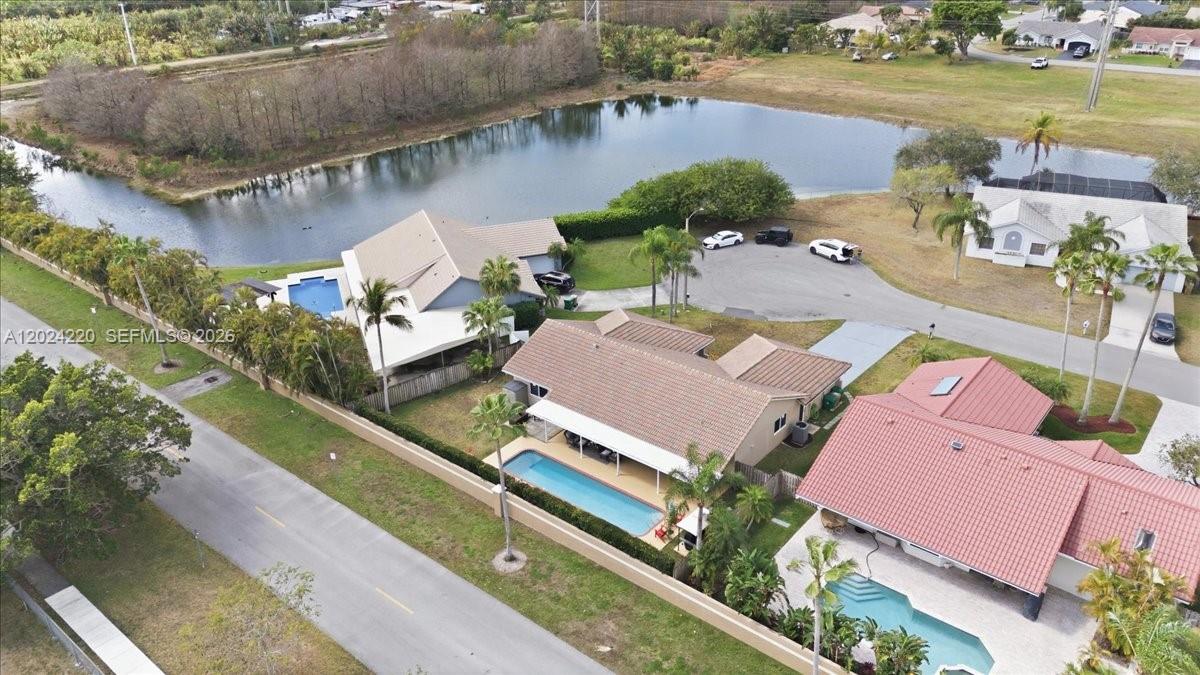 WAVERLY HUNDRED - Residential