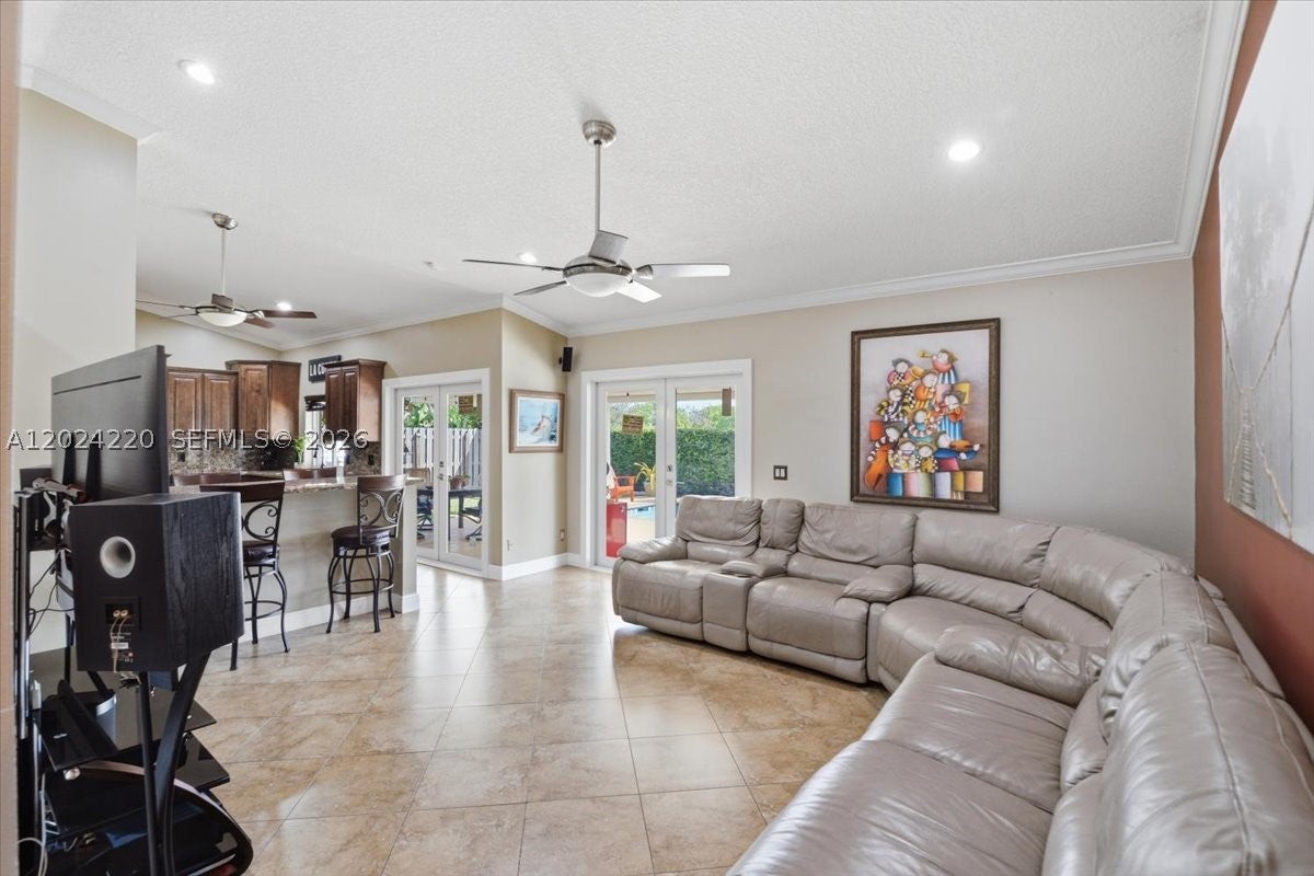 6520 Olde Moat Way