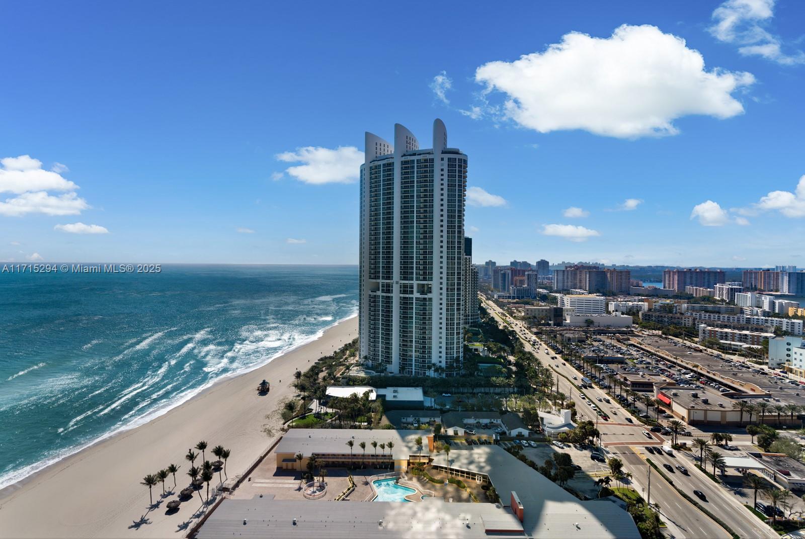 Turnberry Ocean Club - Residential