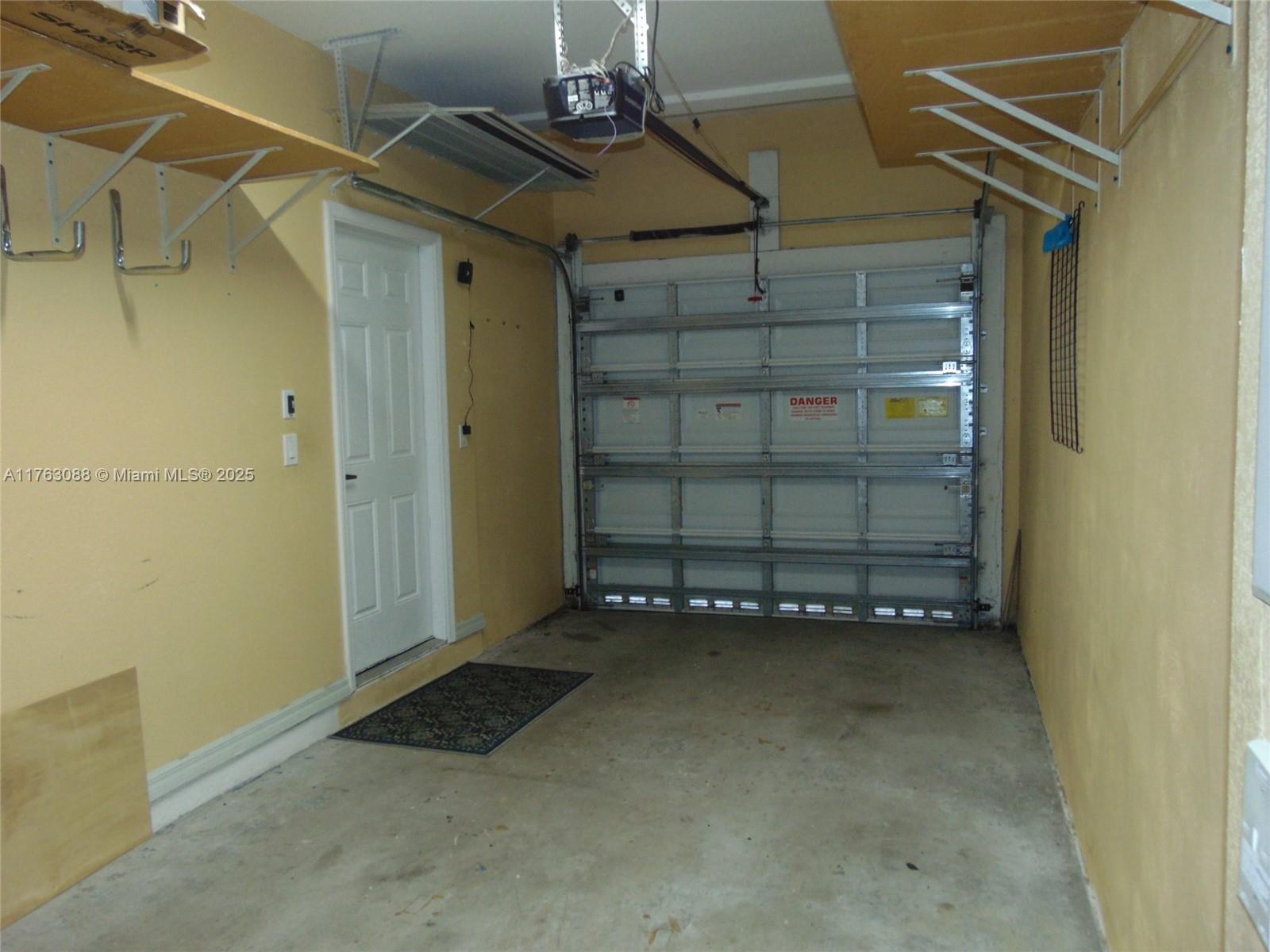 TOWN OF HALLANDALE B-13 - Residential