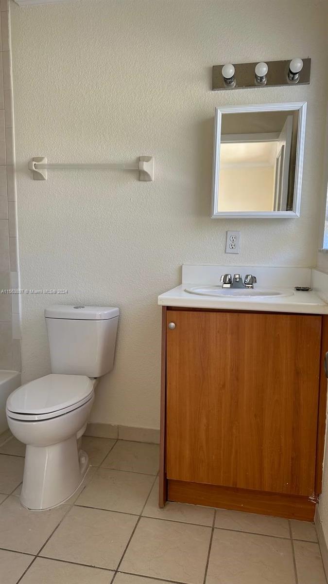 EAST VIEW GARDENS - Residential Lease