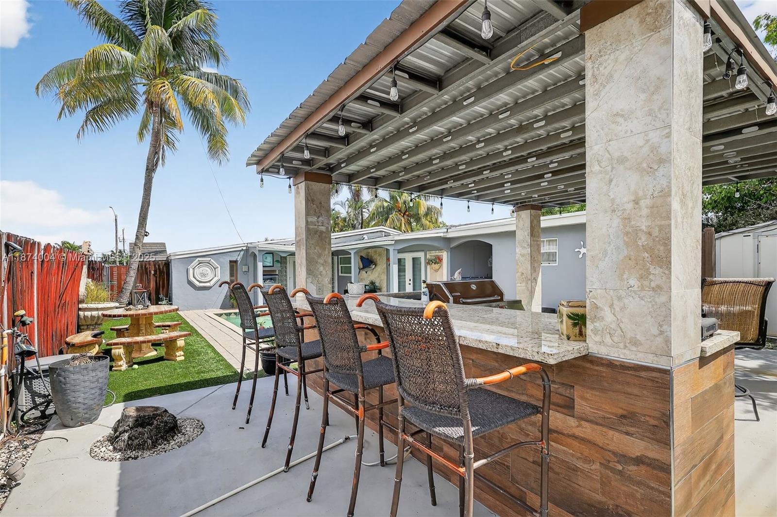 HERITAGE HOMES FIRST ADD - Residential