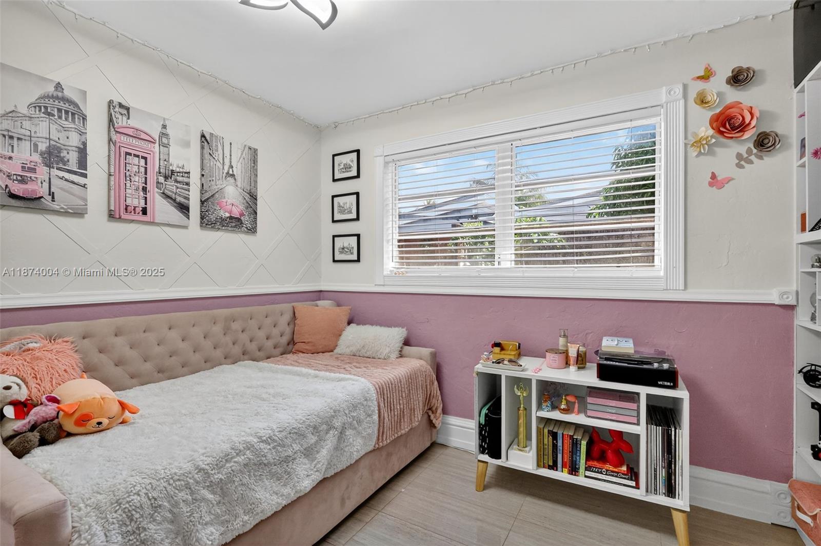 HERITAGE HOMES FIRST ADD - Residential