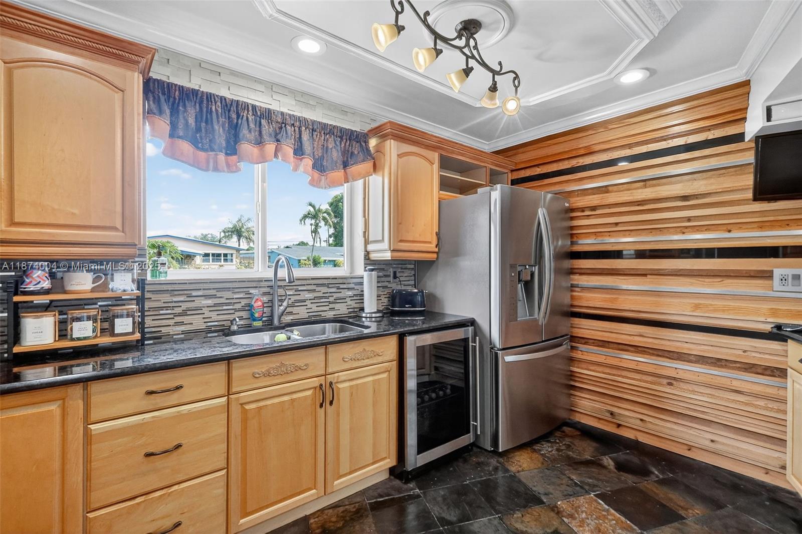 HERITAGE HOMES FIRST ADD - Residential