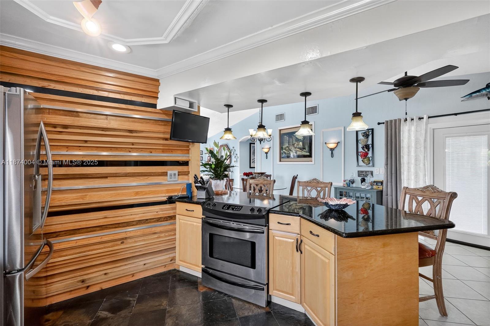 HERITAGE HOMES FIRST ADD - Residential