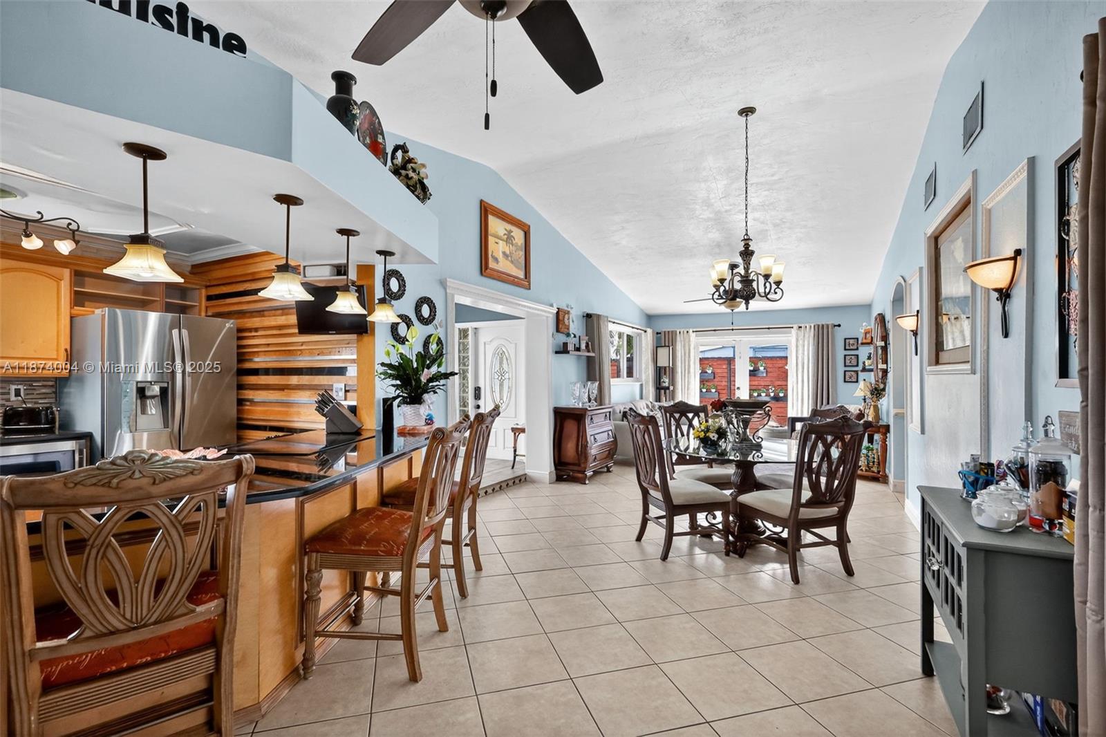 HERITAGE HOMES FIRST ADD - Residential