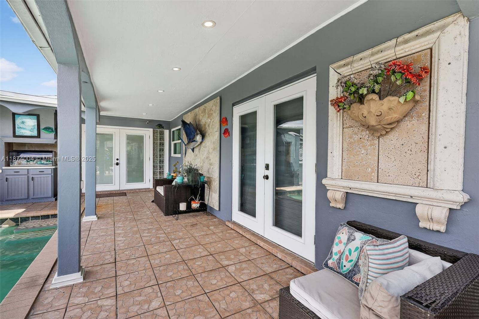 HERITAGE HOMES FIRST ADD - Residential