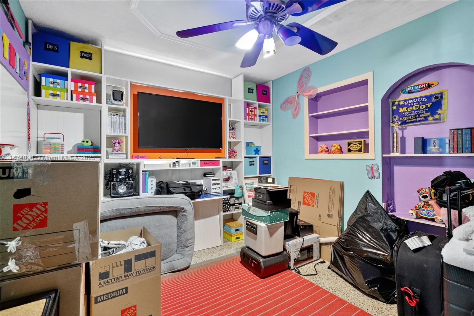 HERITAGE HOMES FIRST ADD - Residential