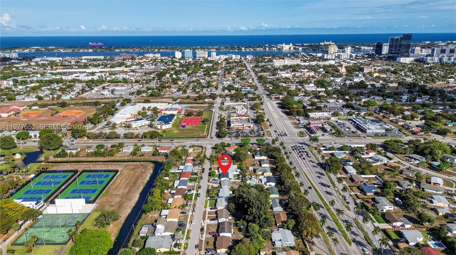 ROOSEVELT ESTATES - Residential