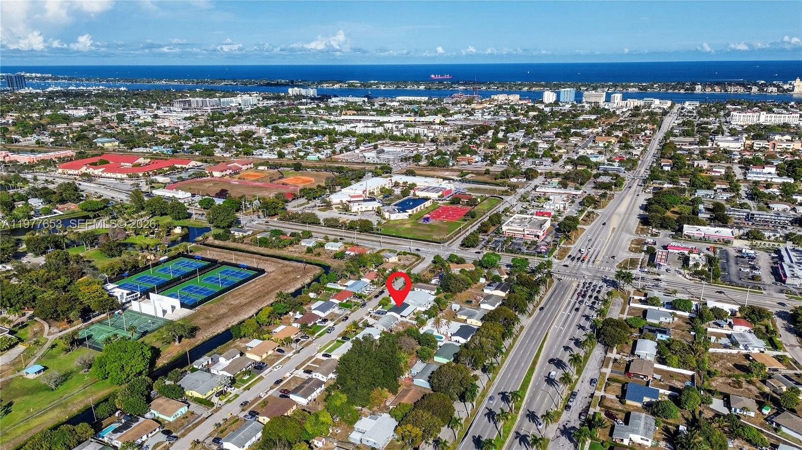 ROOSEVELT ESTATES - Residential