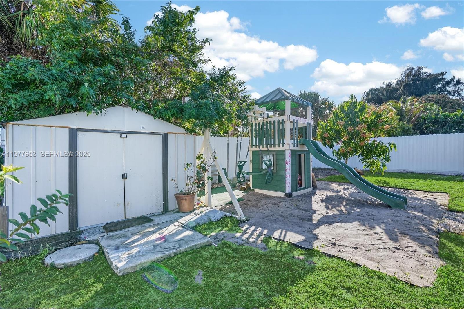 ROOSEVELT ESTATES - Residential