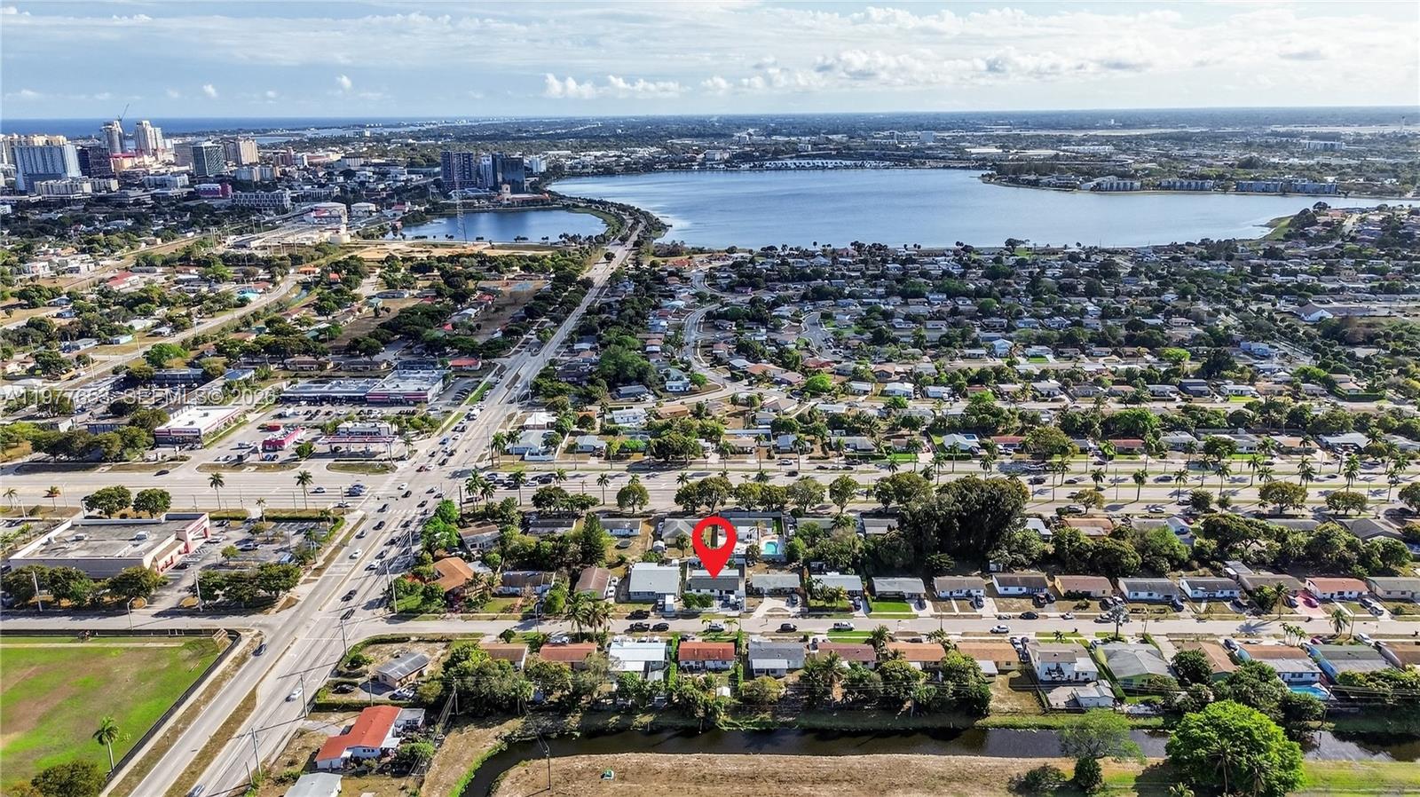 ROOSEVELT ESTATES - Residential