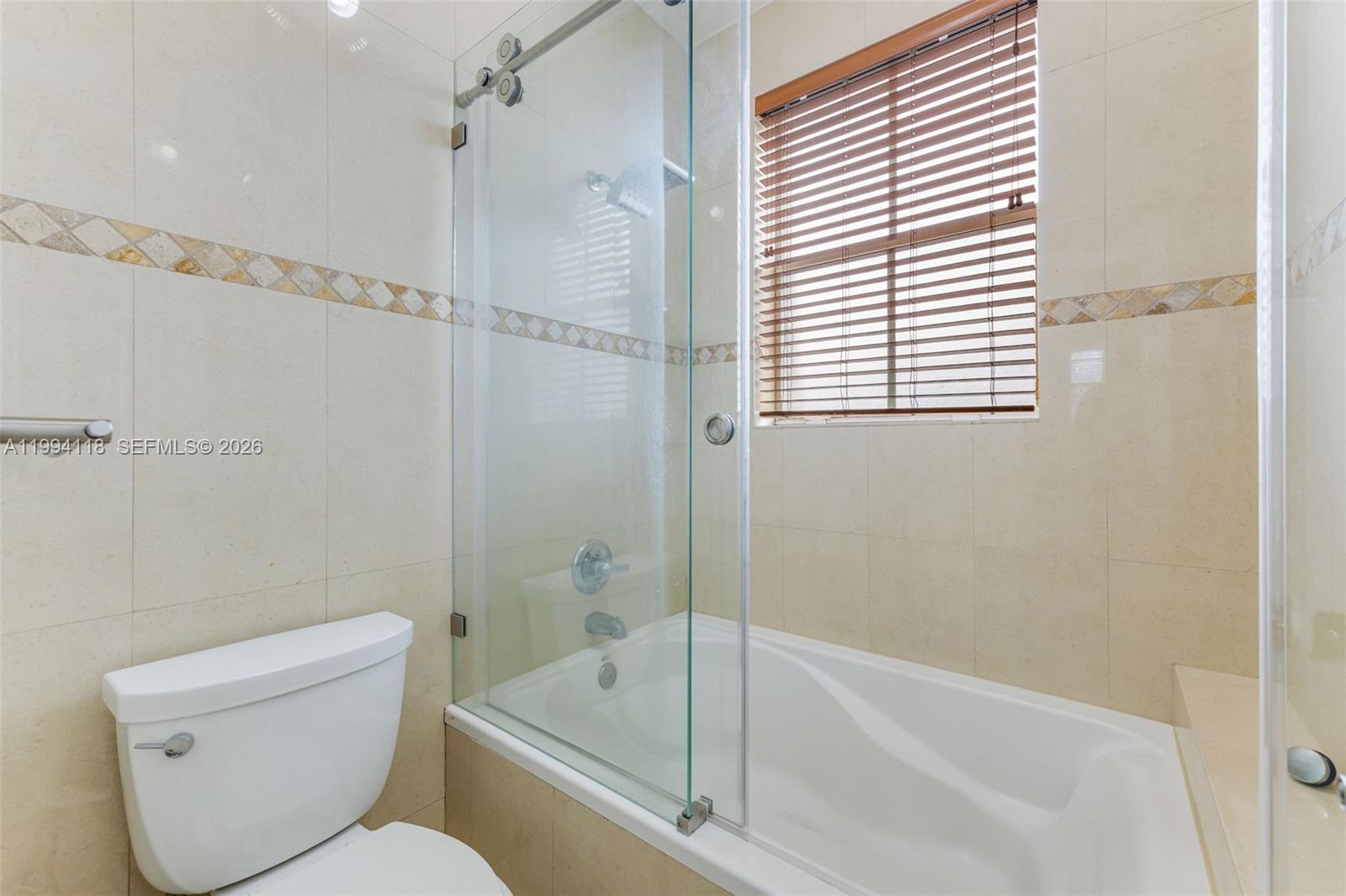 DORAL ISLES NORTH SEC TWO - Residential