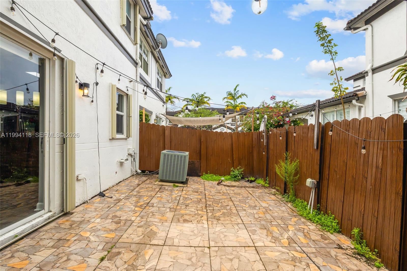 DORAL ISLES NORTH SEC TWO - Residential