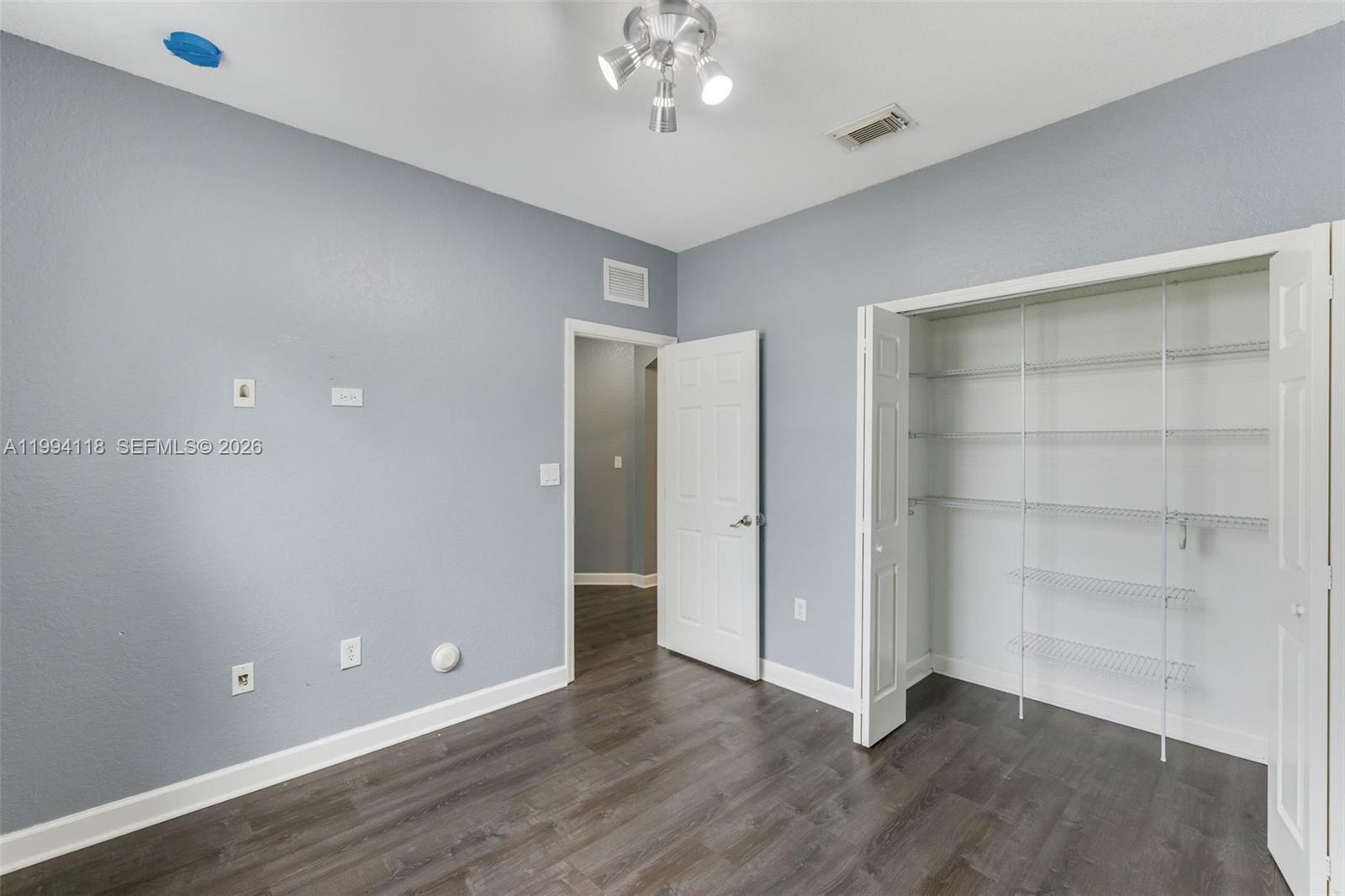 DORAL ISLES NORTH SEC TWO - Residential