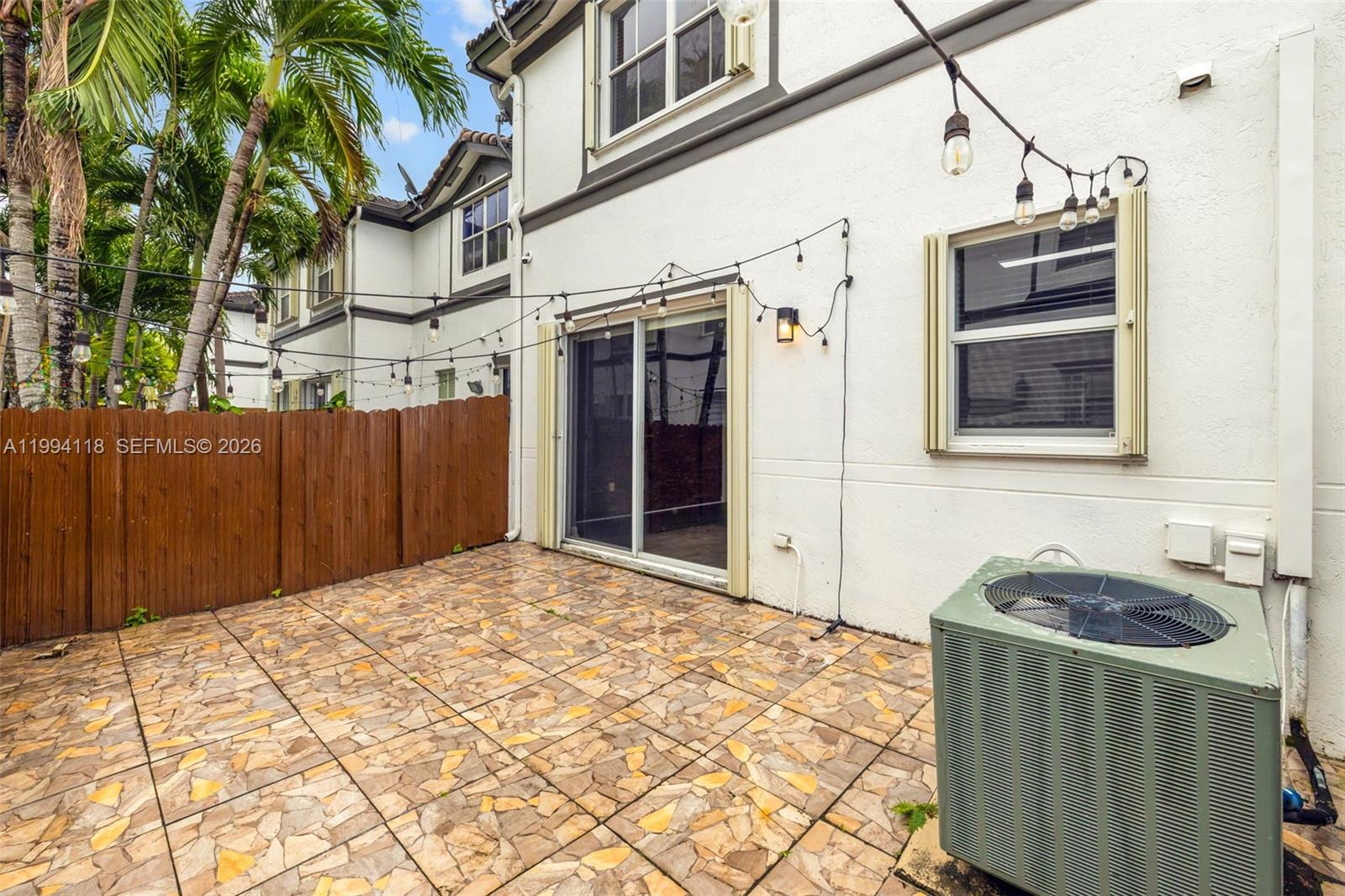 DORAL ISLES NORTH SEC TWO - Residential