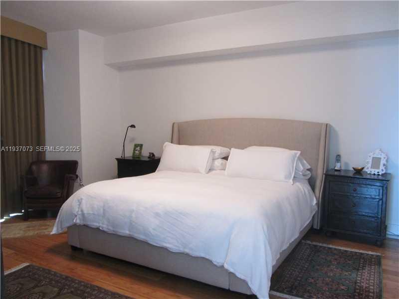 ICON BRICKELL NO TWO - Residential