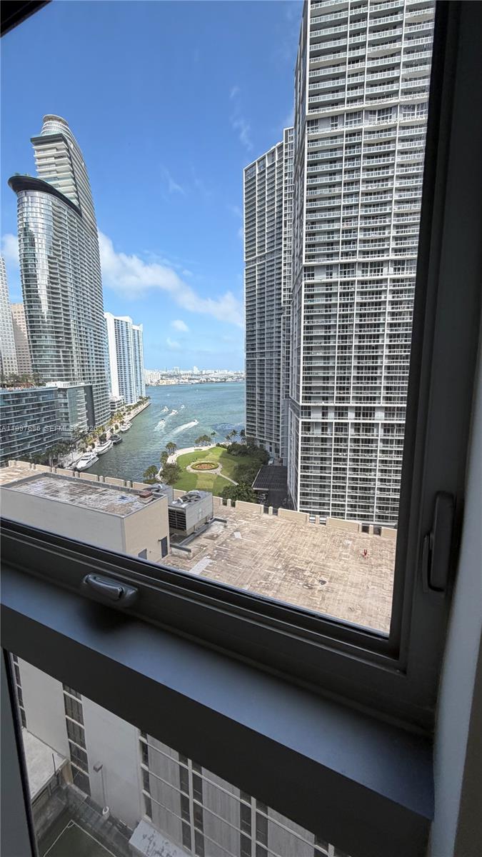 VICEROY RESIDENCES - Residential