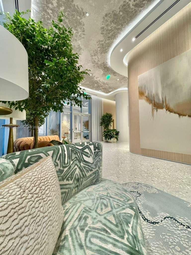 VICEROY RESIDENCES - Residential