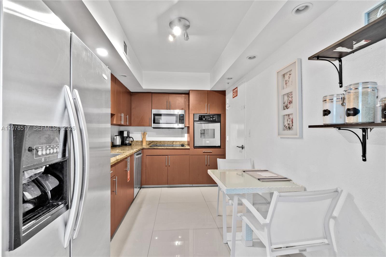 SIAN OCEAN RESIDENCES CON - Residential Lease