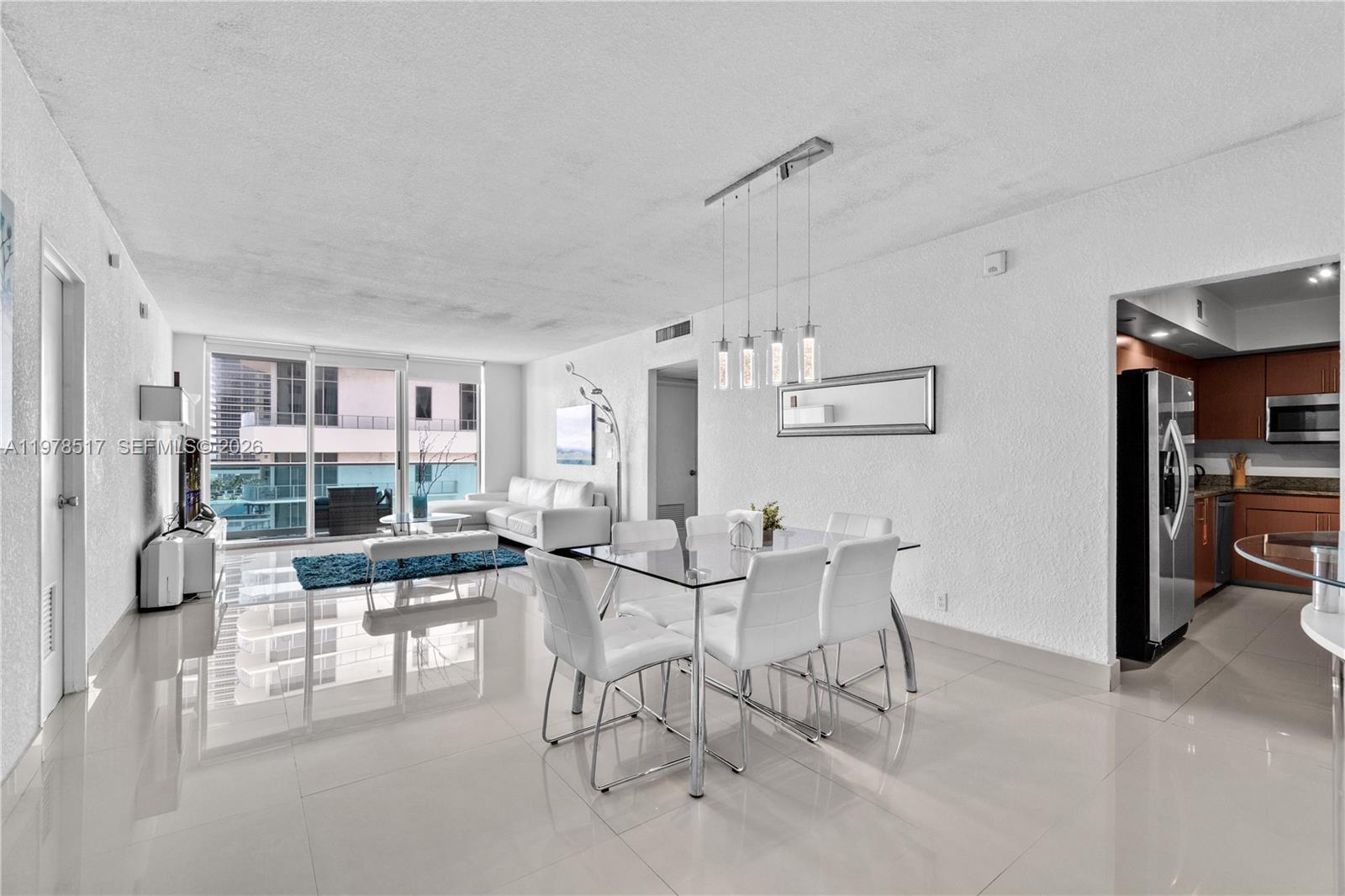 SIAN OCEAN RESIDENCES CON - Residential Lease