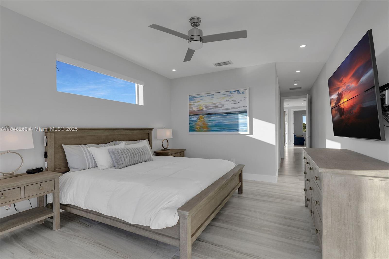 SOMBRERO BEACH VILLAGE - Residential