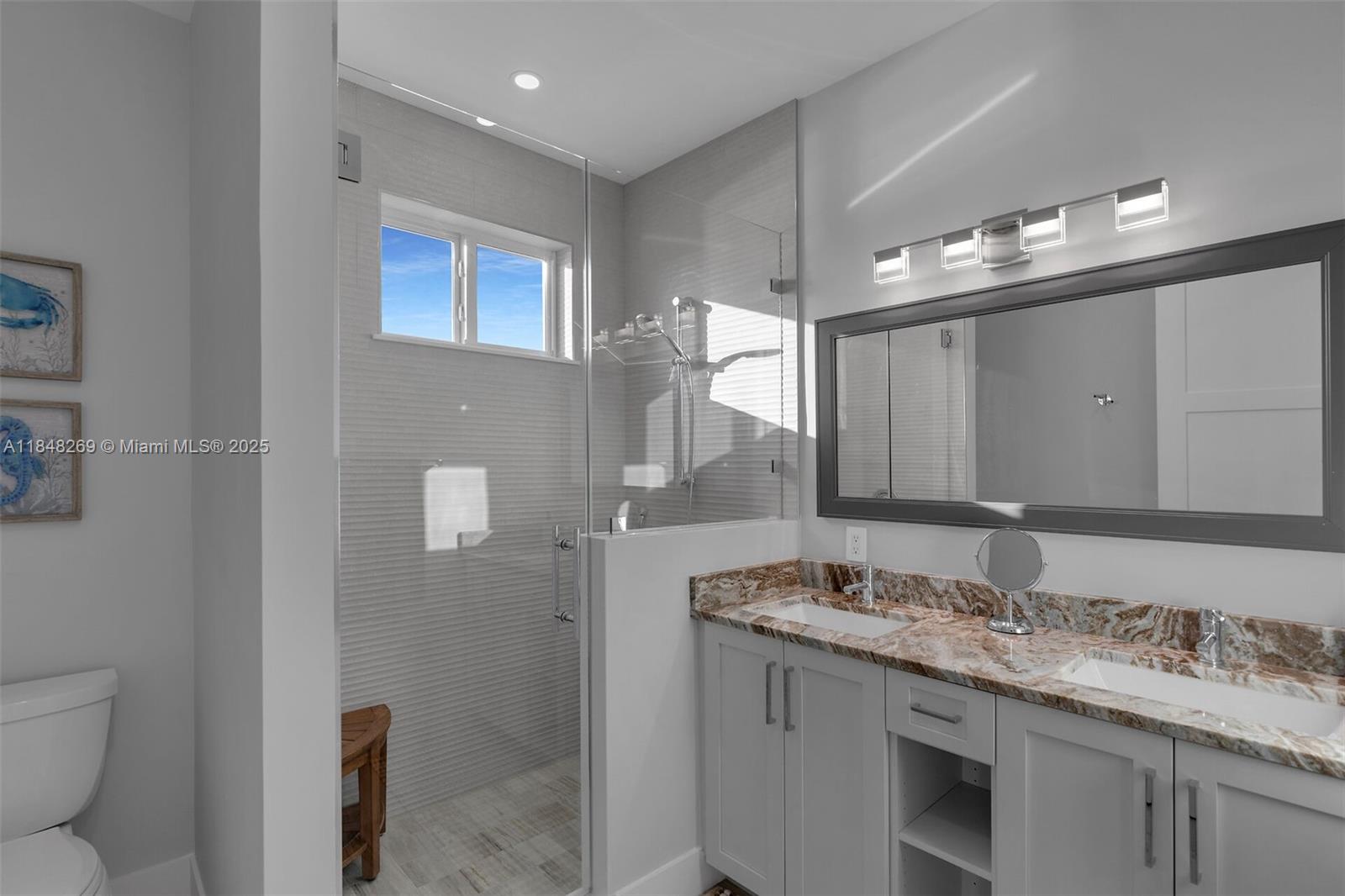 SOMBRERO BEACH VILLAGE - Residential