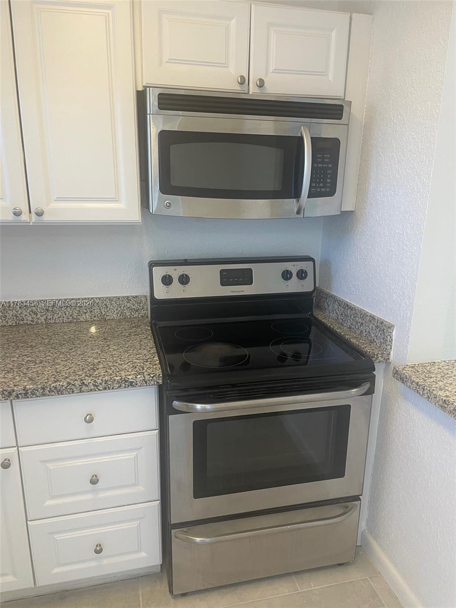 SUNRISE LAKES 49 CONDO - Residential