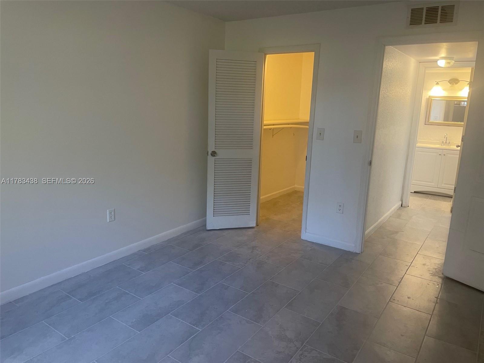 SUNRISE LAKES 49 CONDO - Residential