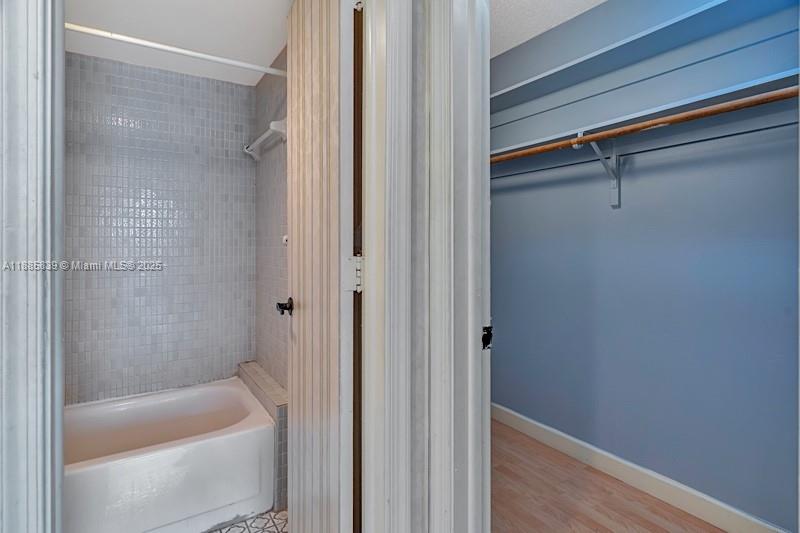 BROOKFIELD GARDENS CONDO - Residential Lease