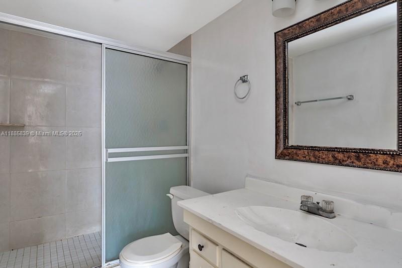 BROOKFIELD GARDENS CONDO - Residential Lease