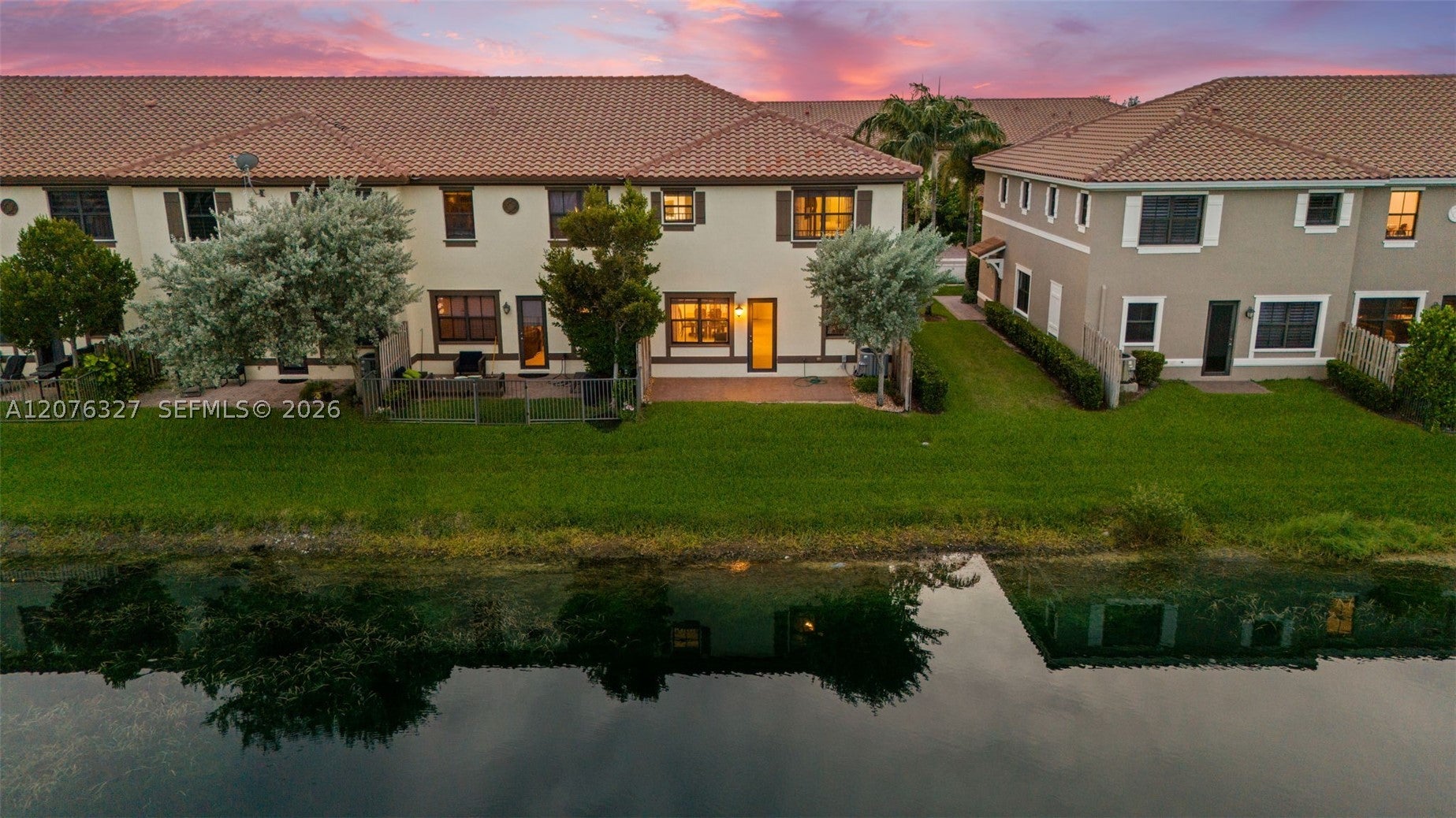8442 Lake Majesty Ln