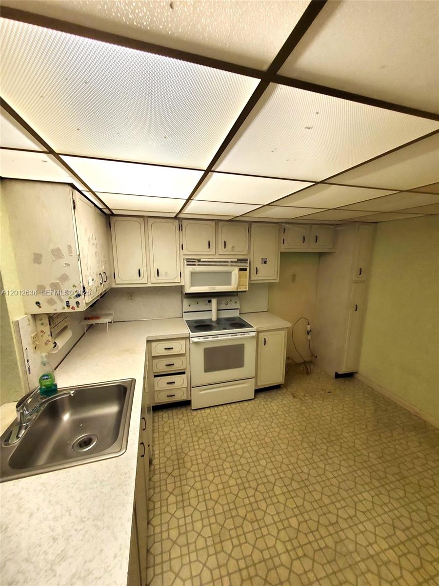 11223 SW 170th Ter V4132