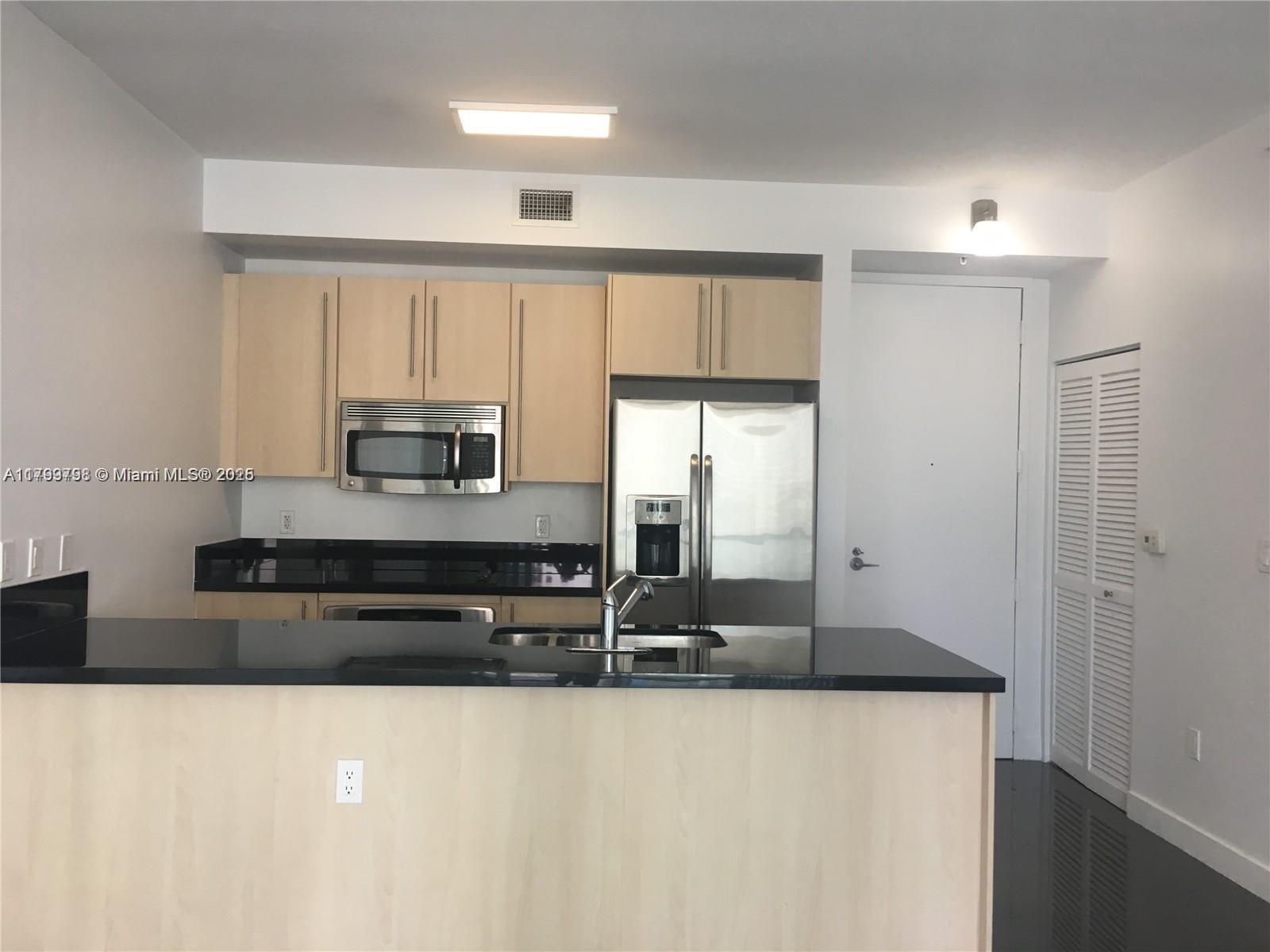 THE AXIS ON BRICKELL II C - Residential