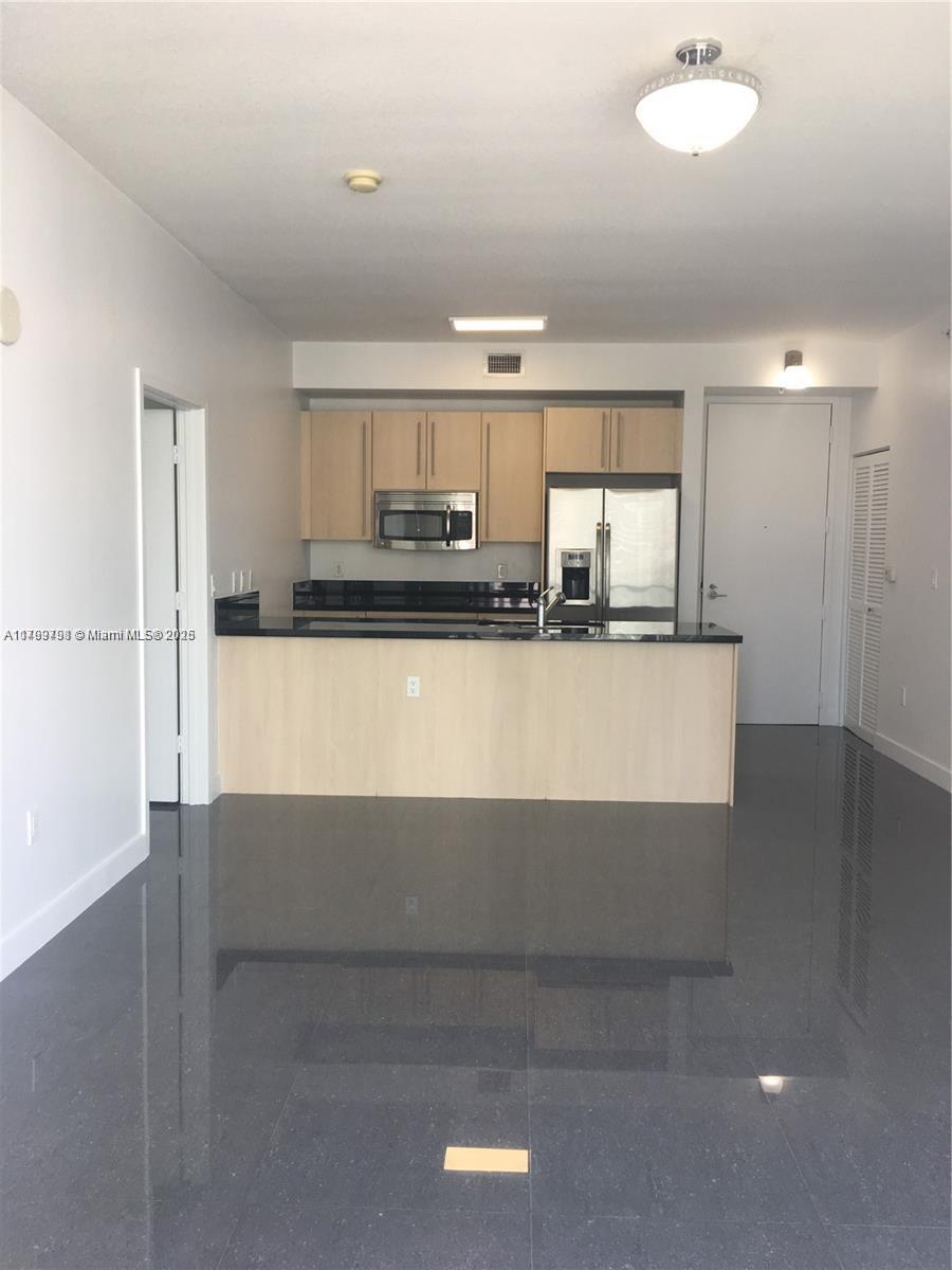 1111 SW 1st Ave 2223-N