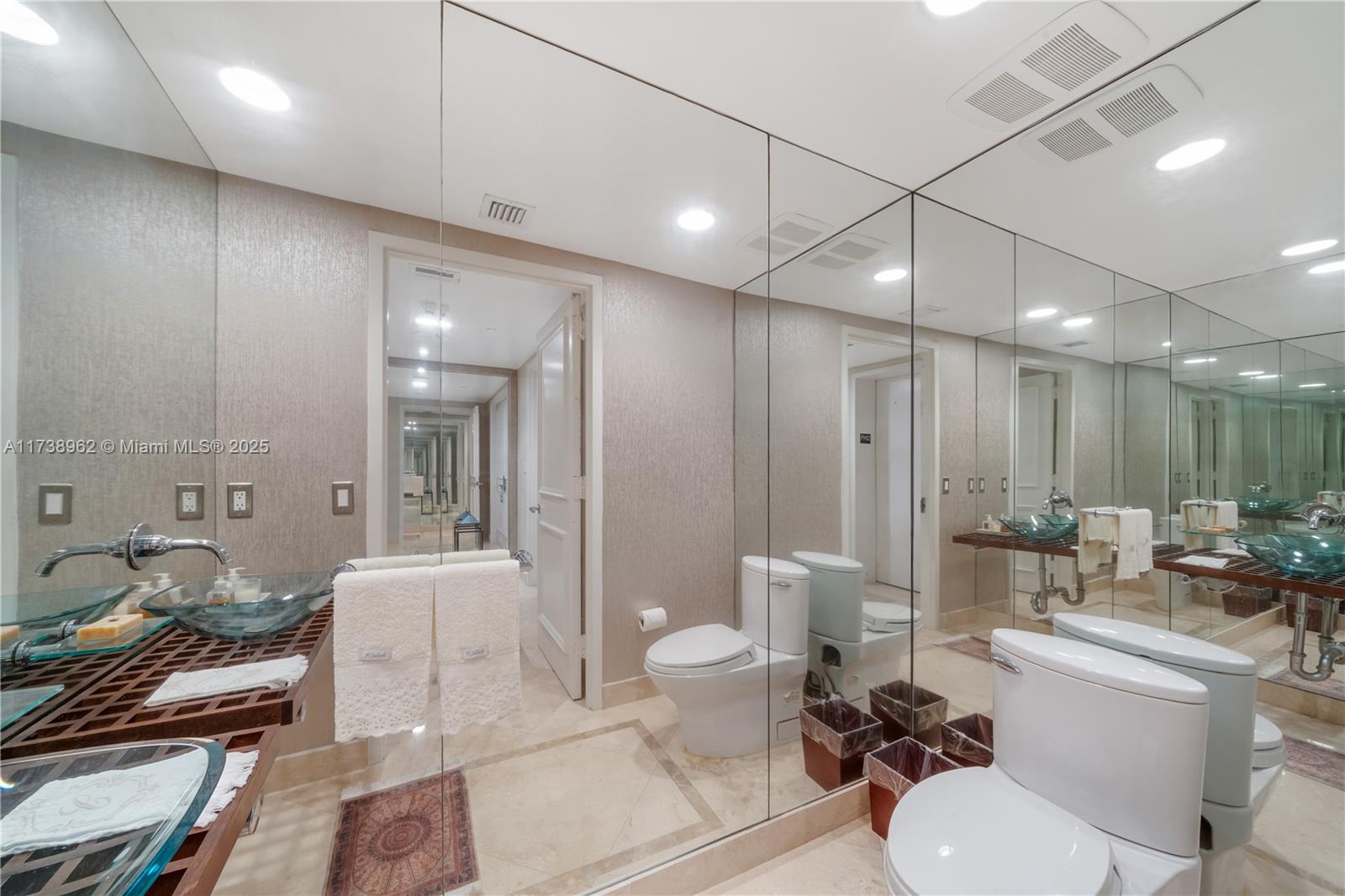 LAKE TOWER CONDO - Residential