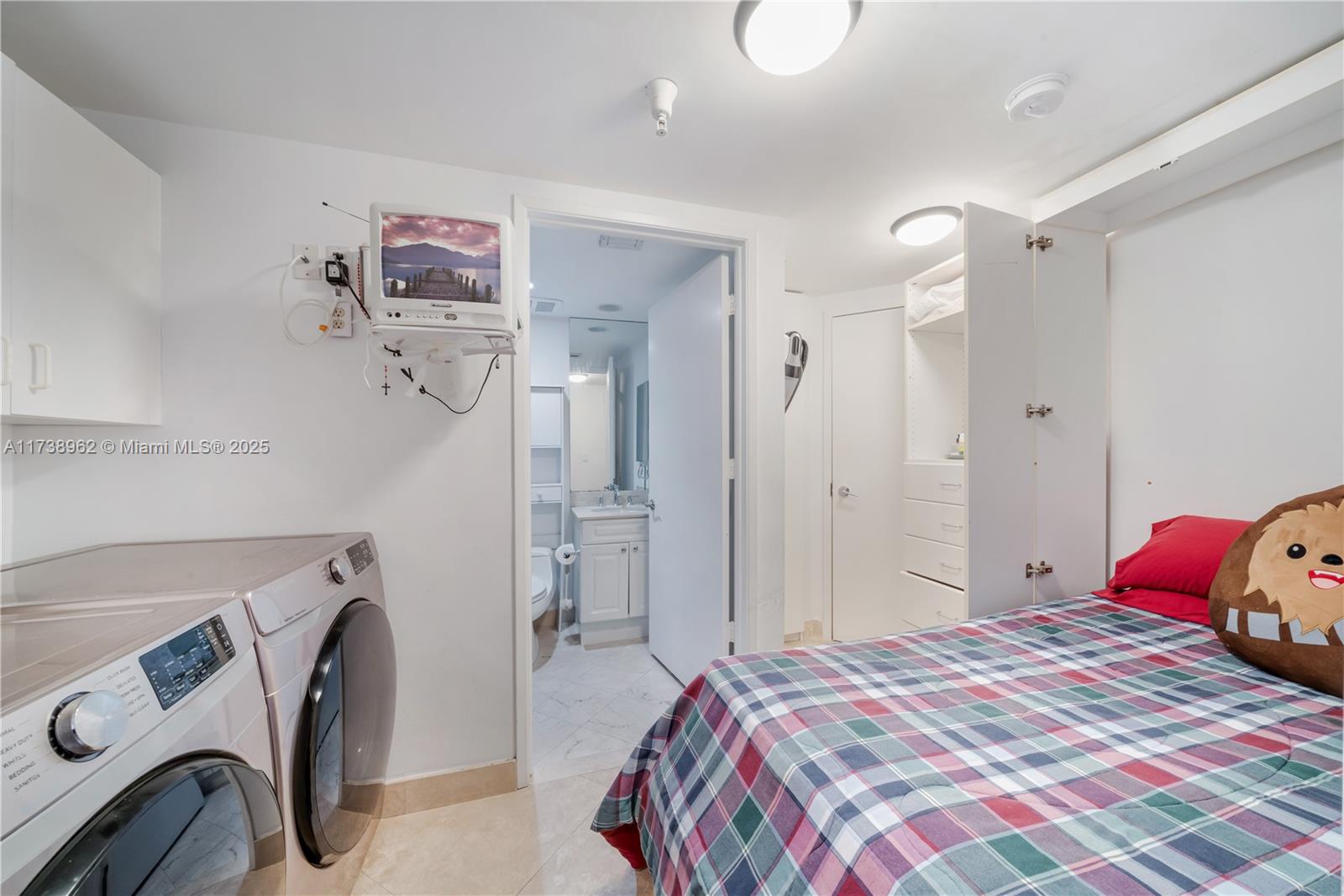 LAKE TOWER CONDO - Residential