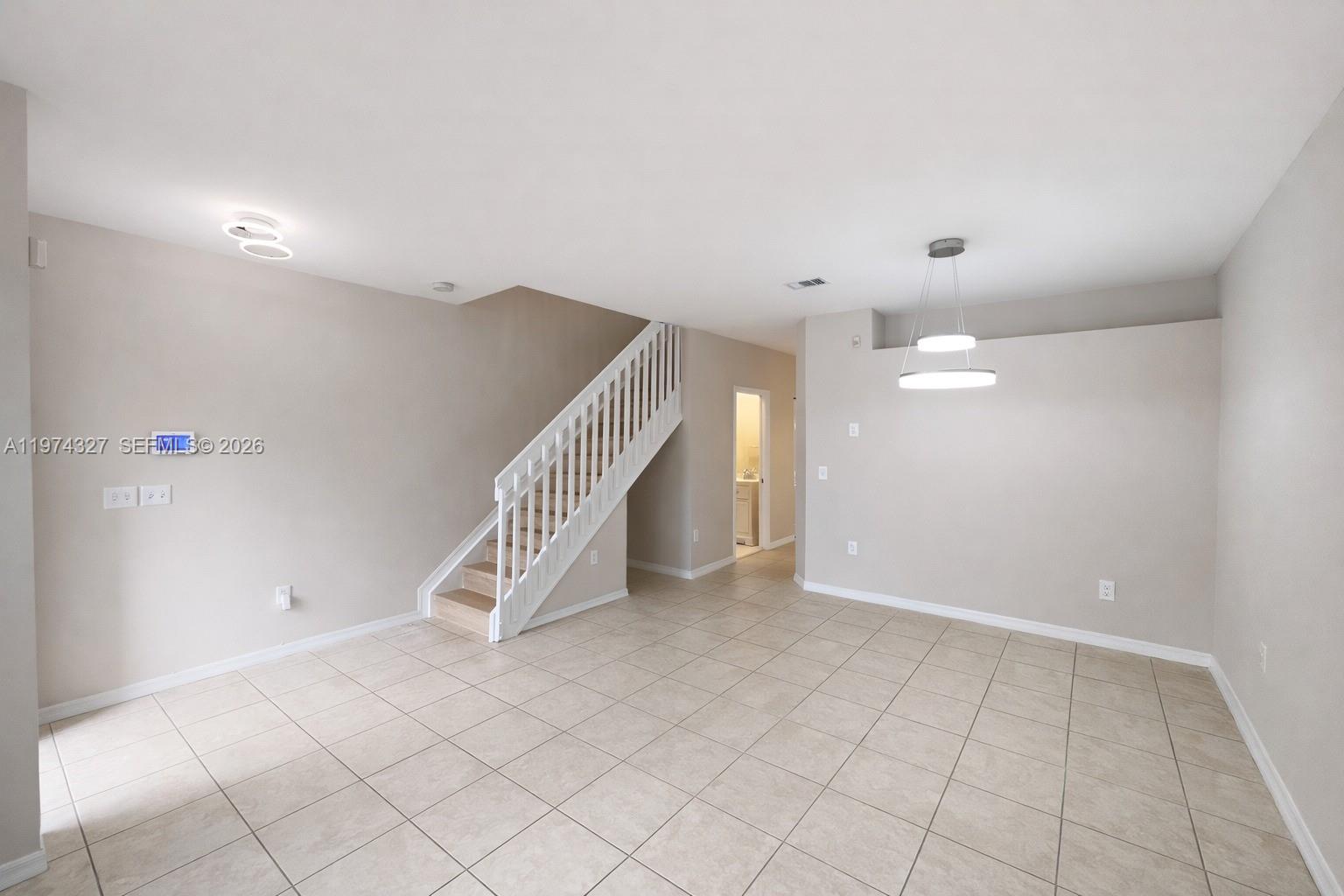 TOWNGATE CONDO SEVEN - Residential