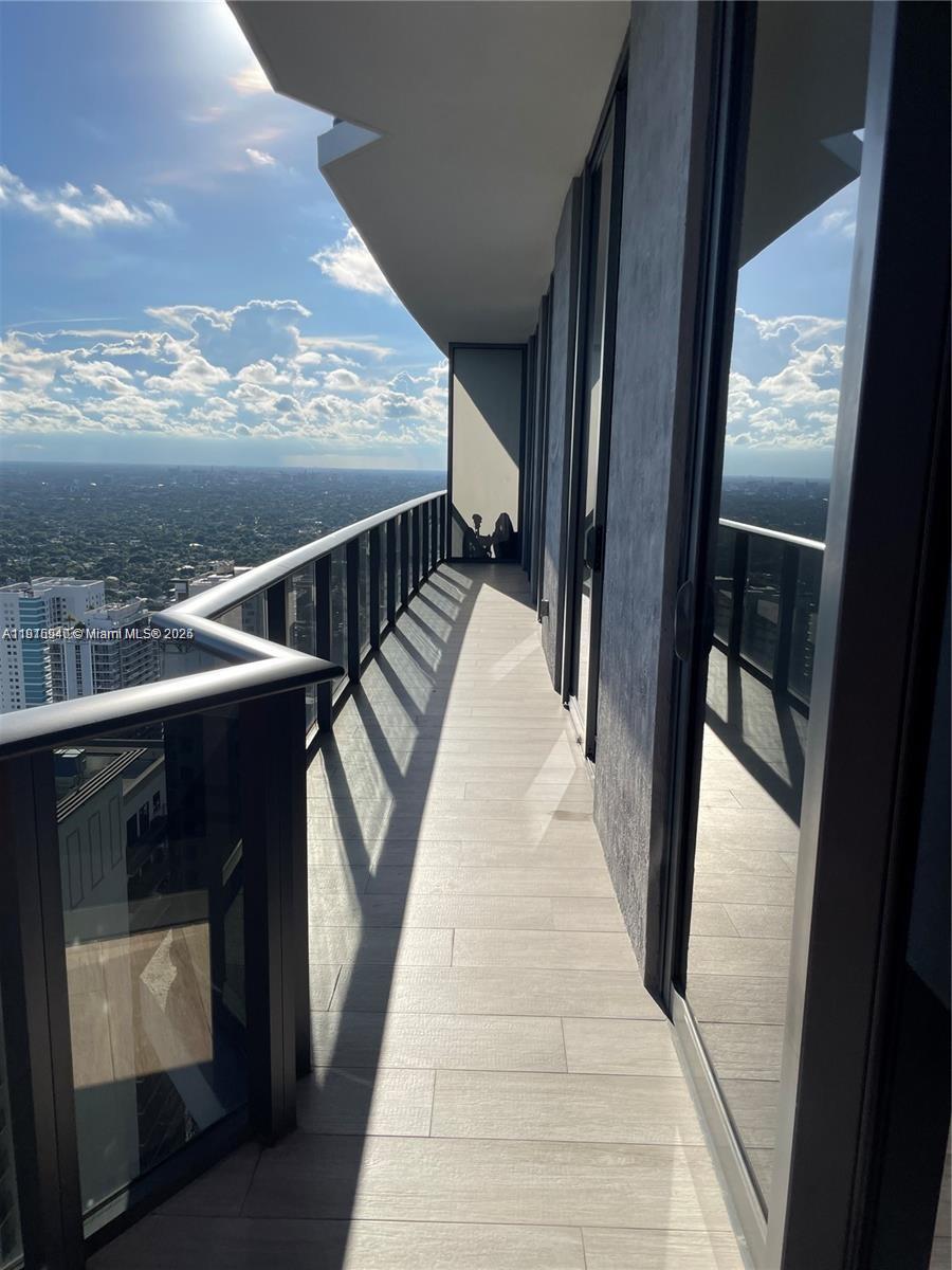 BRICKELL HEIGHTS WEST CON - Residential Lease