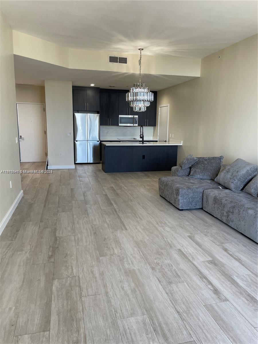 BRICKELL HEIGHTS WEST CON - Residential Lease