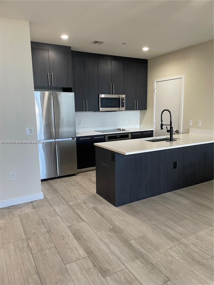 BRICKELL HEIGHTS WEST CON - Residential Lease