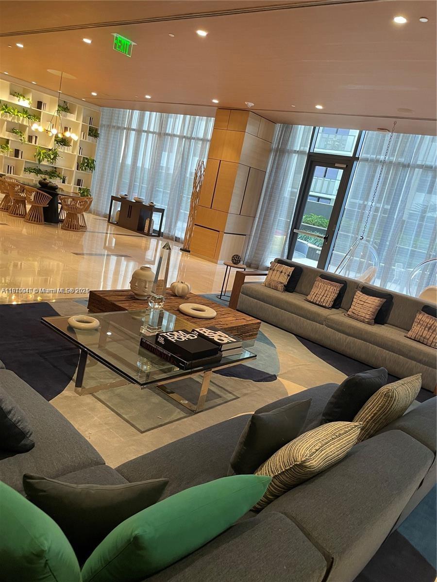 BRICKELL HEIGHTS WEST CON - Residential Lease