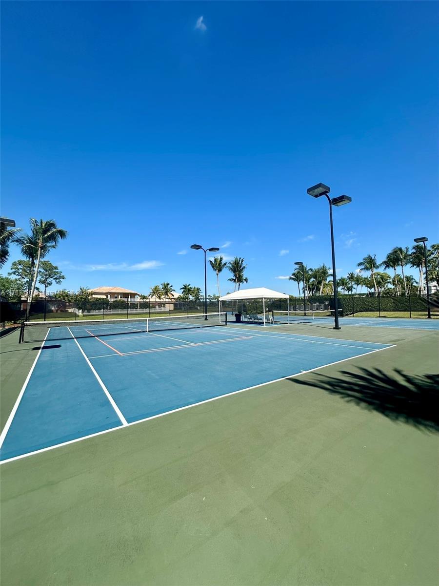 MADISON GREEN 1 PAR B - Residential