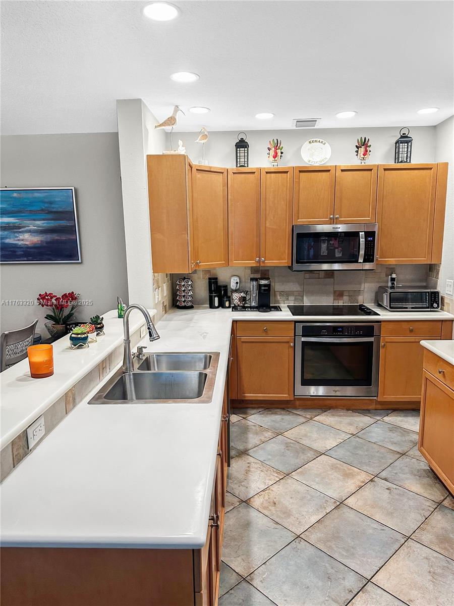 MADISON GREEN 1 PAR B - Residential