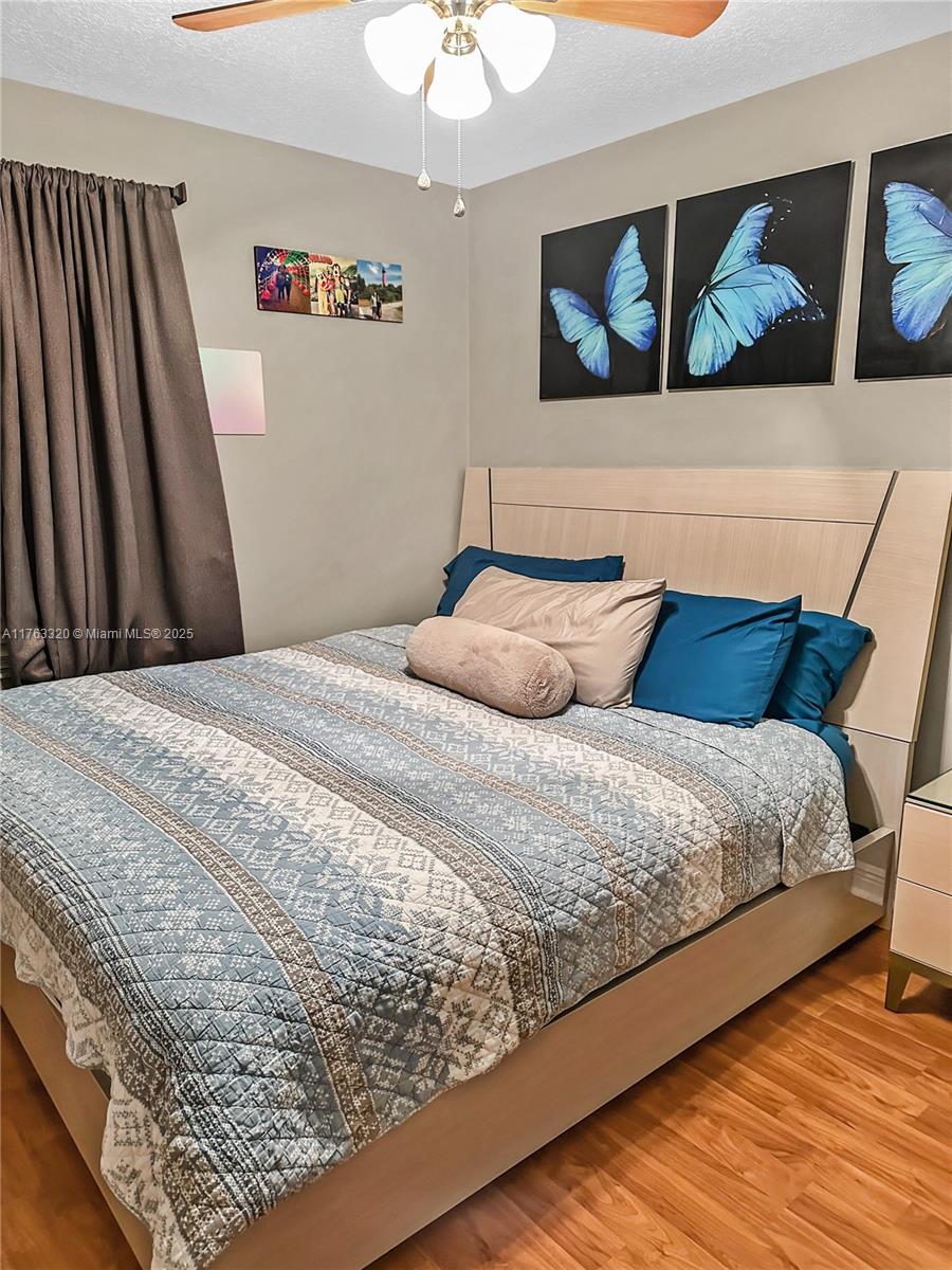 MADISON GREEN 1 PAR B - Residential