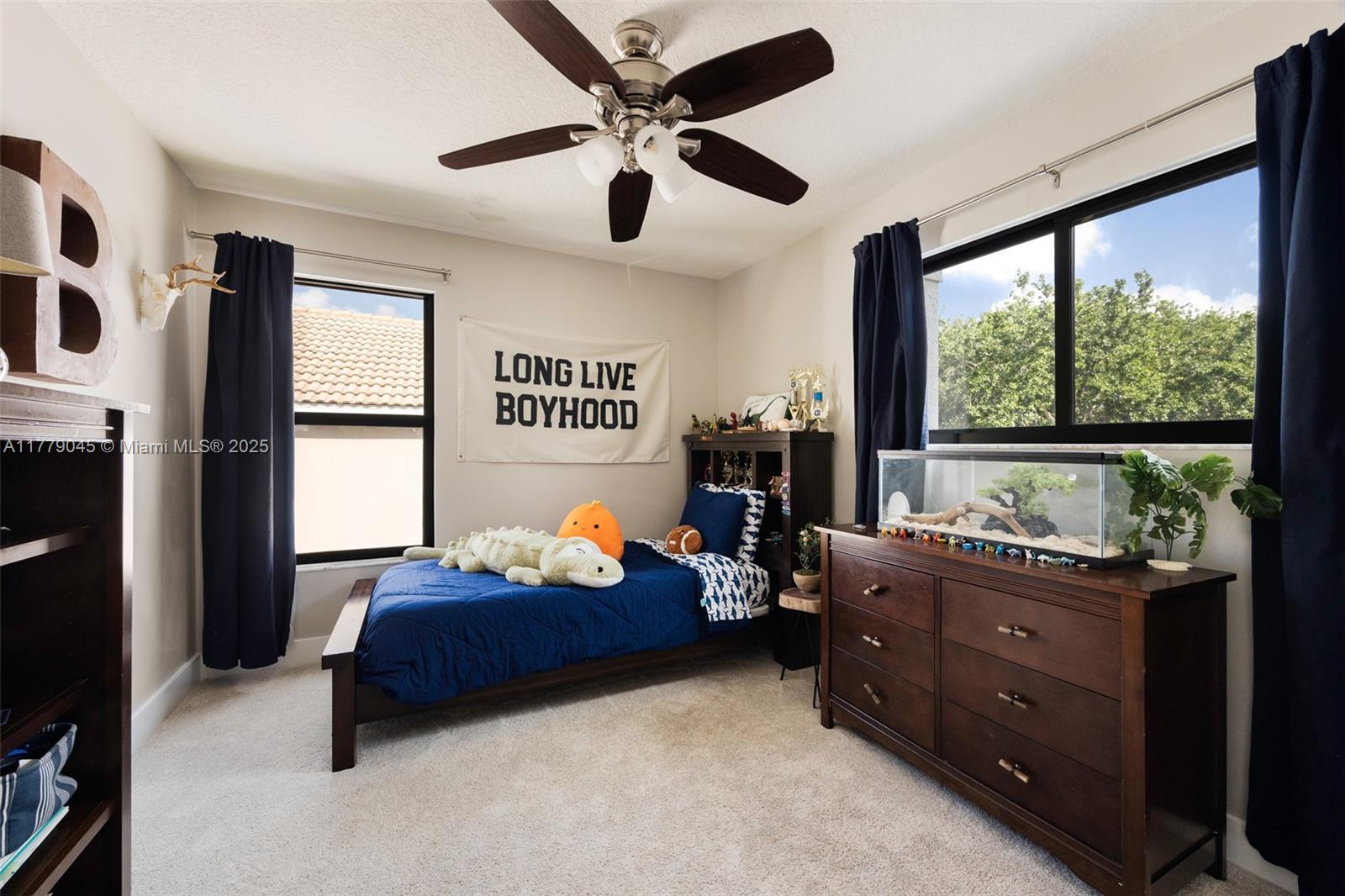 DELRAY LAKES - Residential