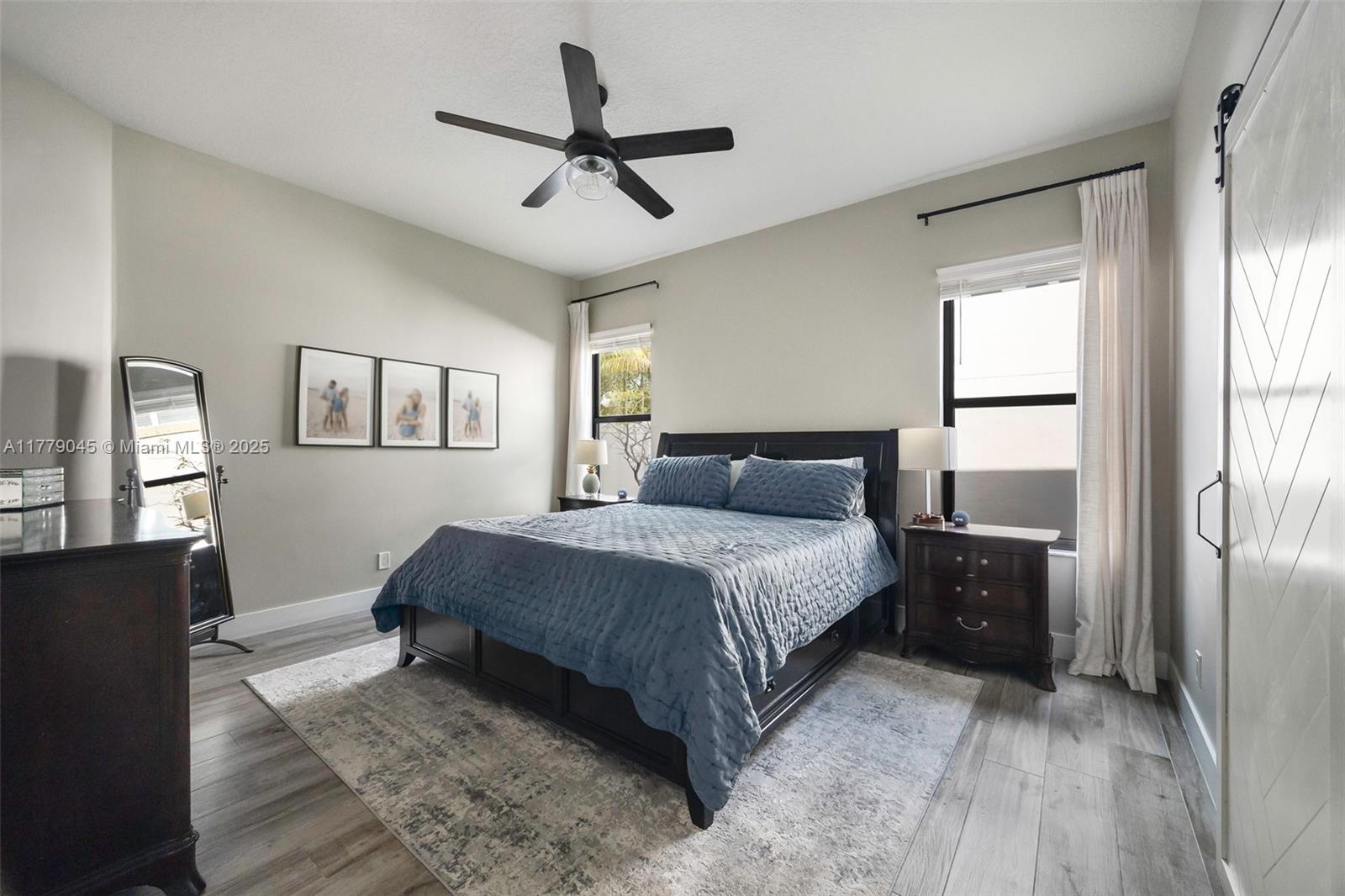 DELRAY LAKES - Residential