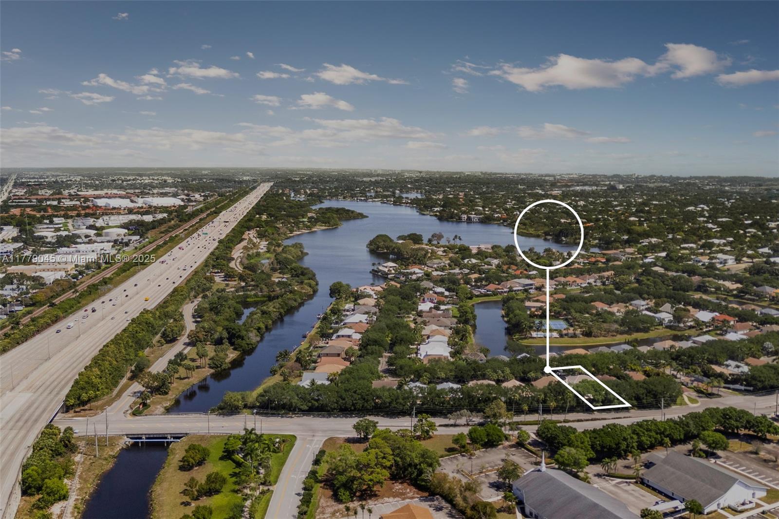 DELRAY LAKES - Residential