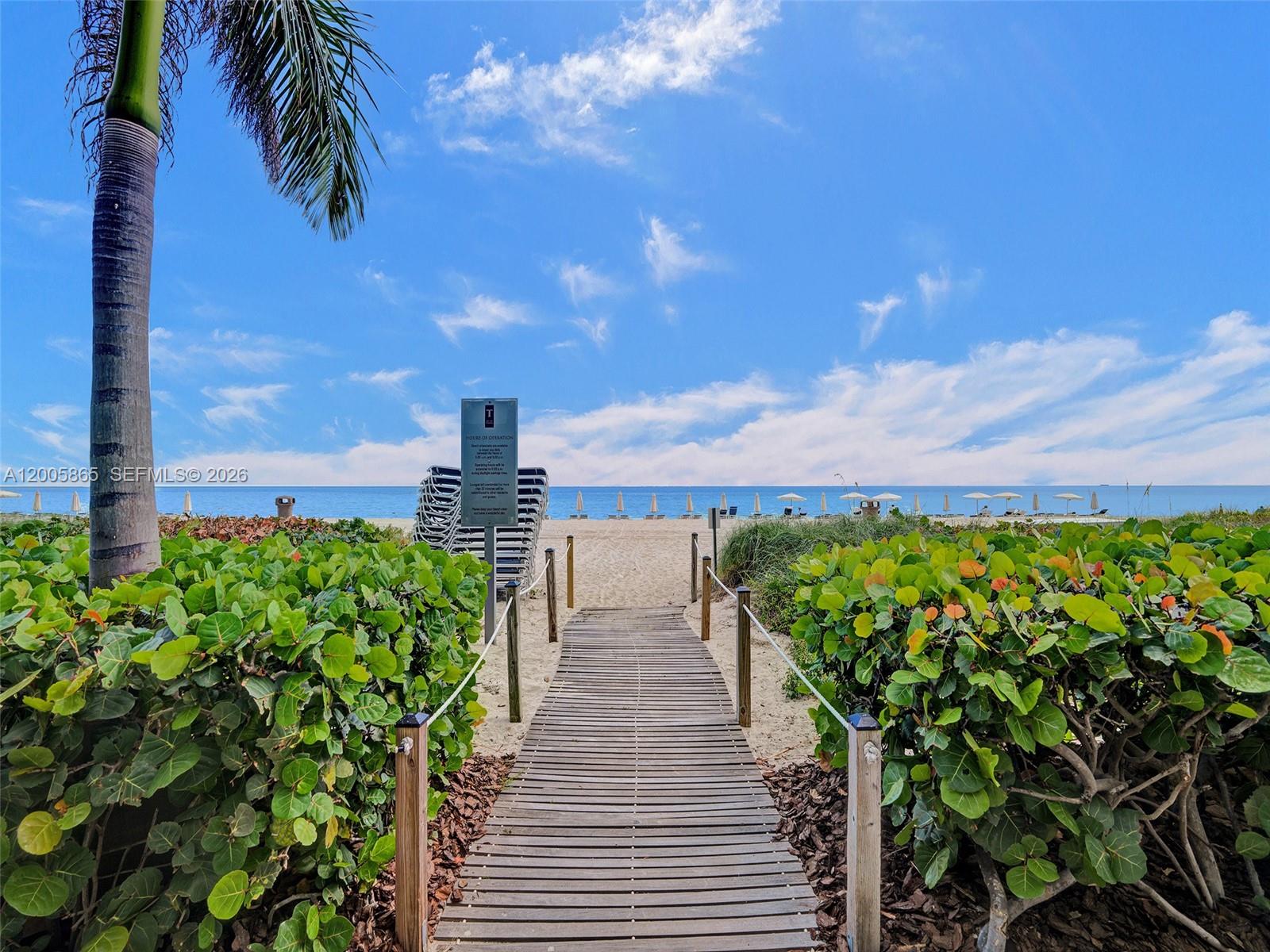 15901 Collins Ave 2807