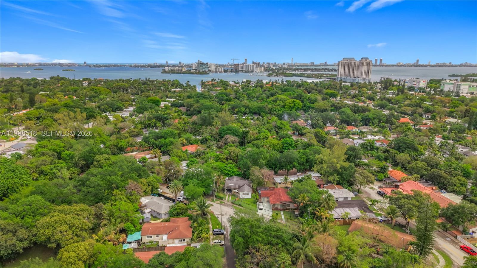 BISCAYNE HEIGHTS - Residential